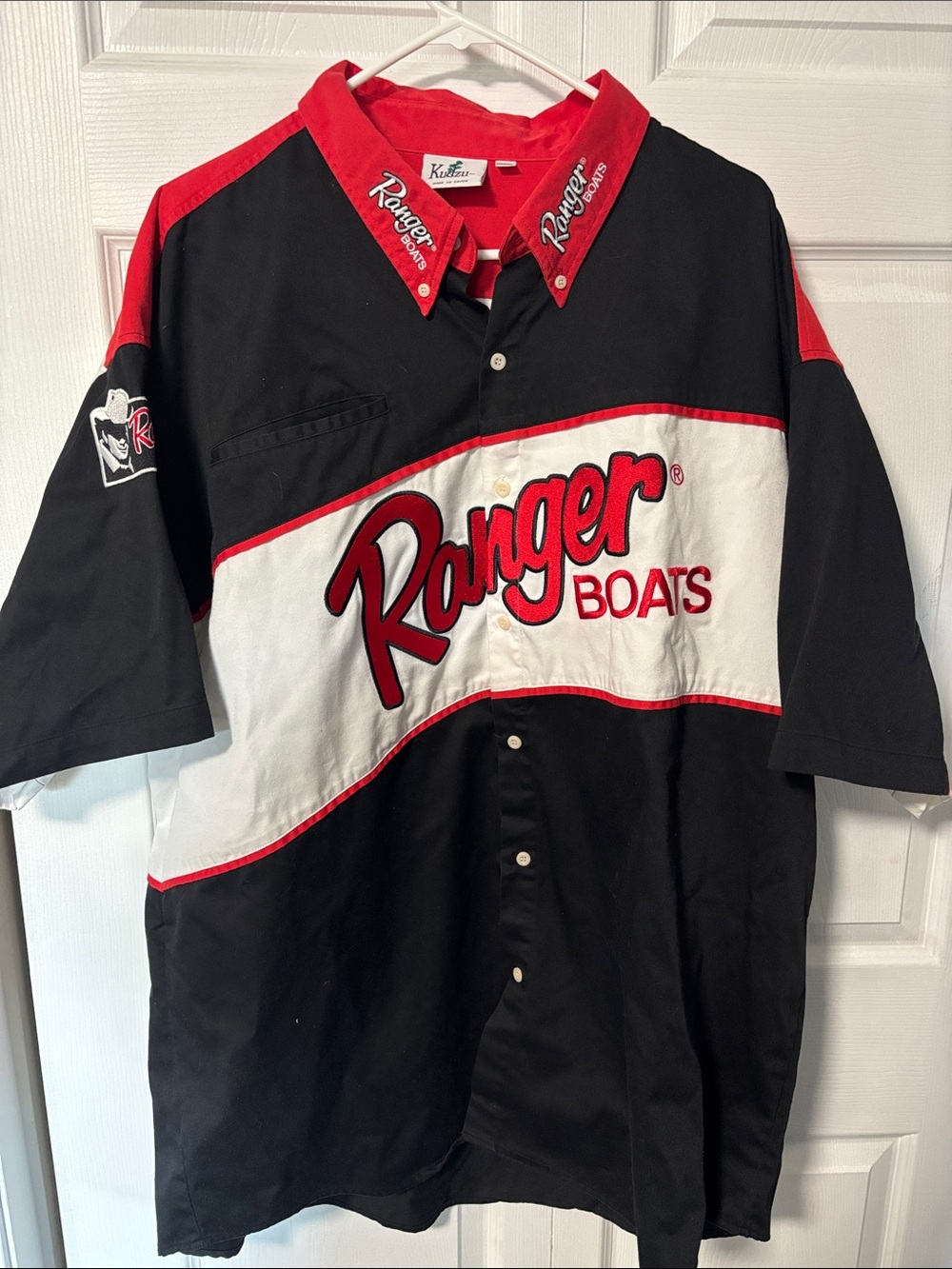 Black & Red Vintage Kudzu Men’s Ranger boats fishing shirt.